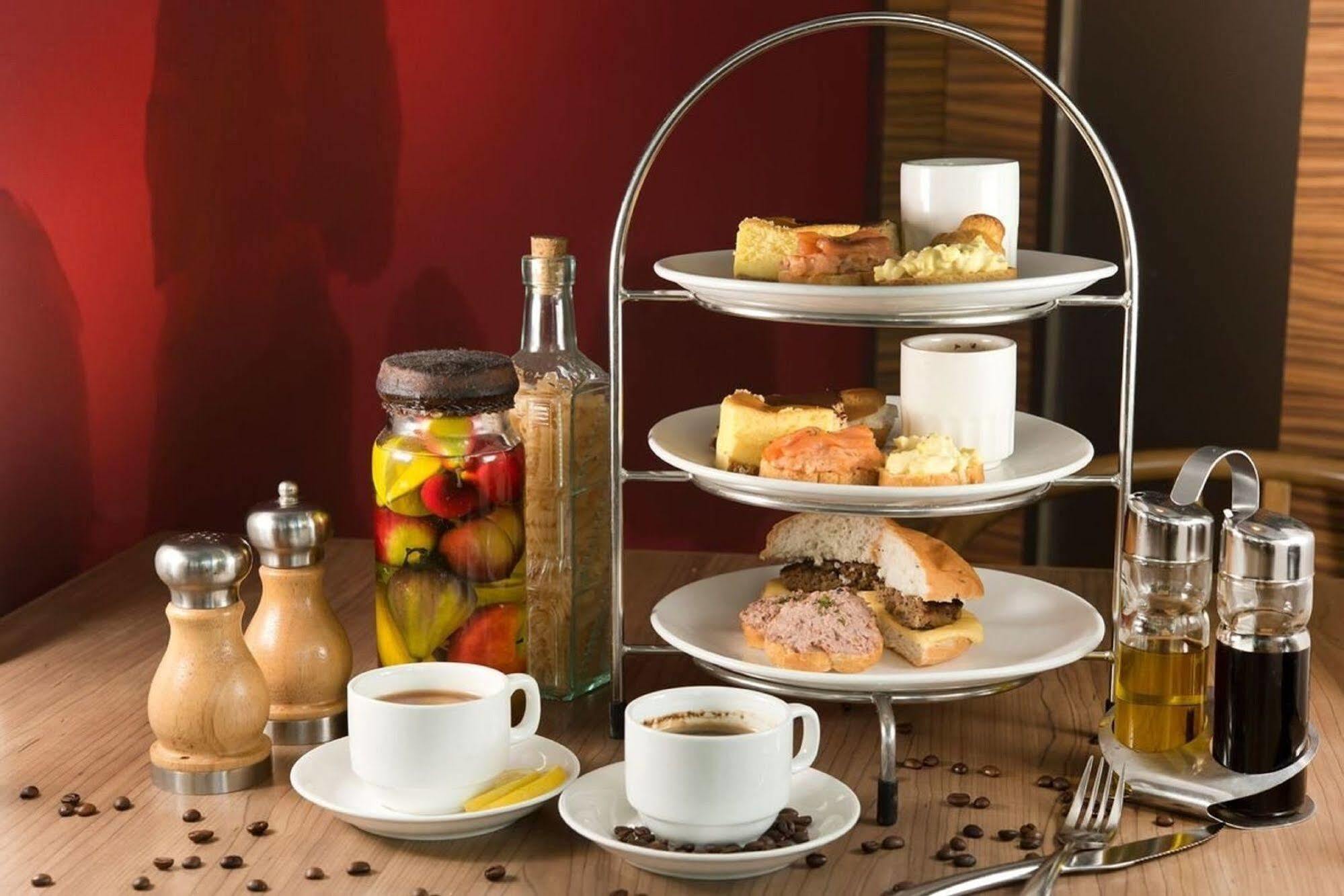 Travelodge Kowloon Hongkong Zewnętrze zdjęcie